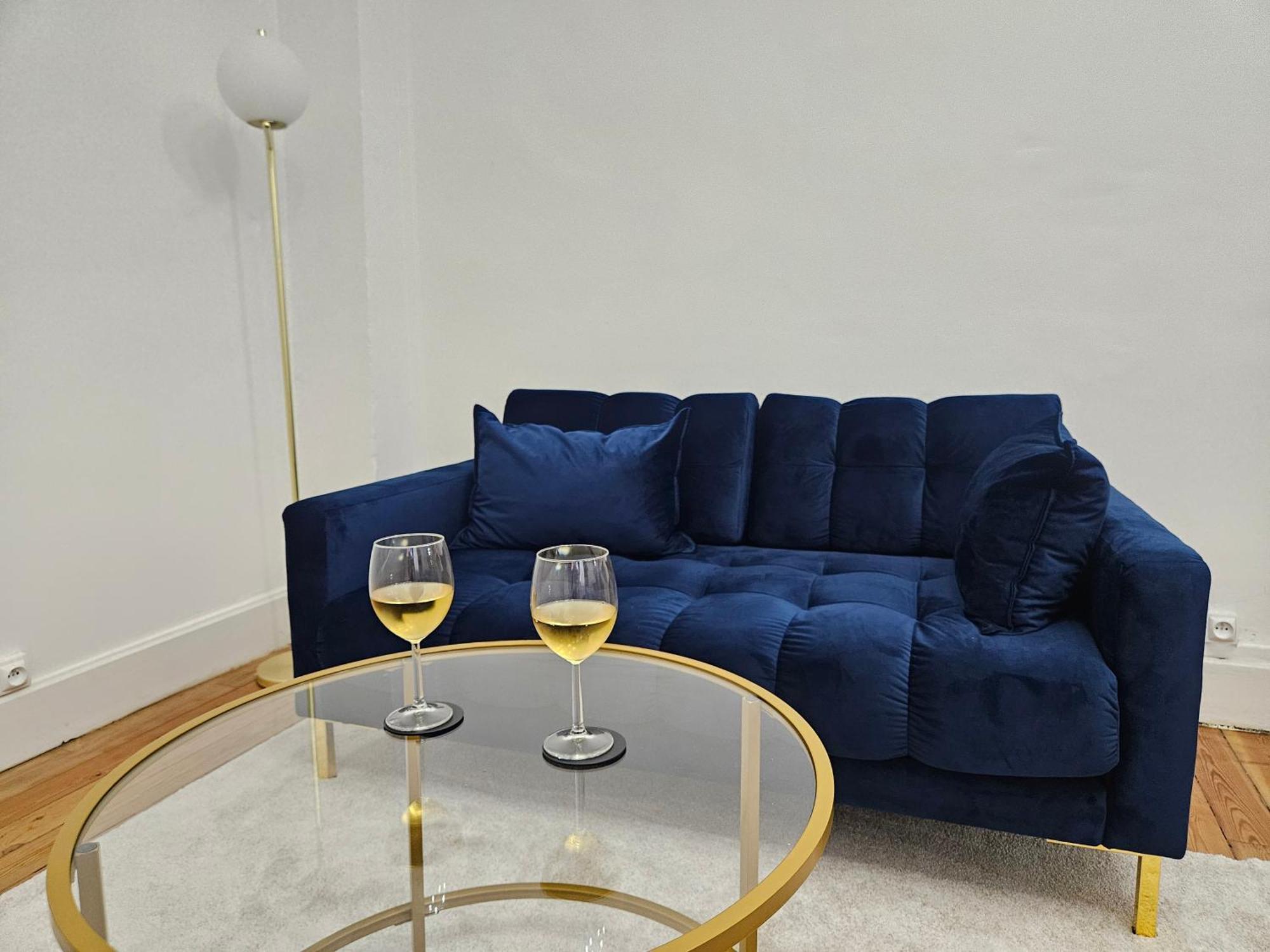 Suite Chic, Contemporaine Au Pied De La Cathedrale Vienne  Extérieur photo