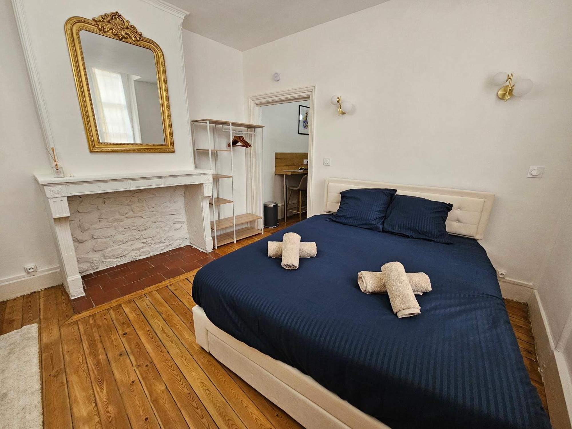 Suite Chic, Contemporaine Au Pied De La Cathedrale Vienne  Extérieur photo